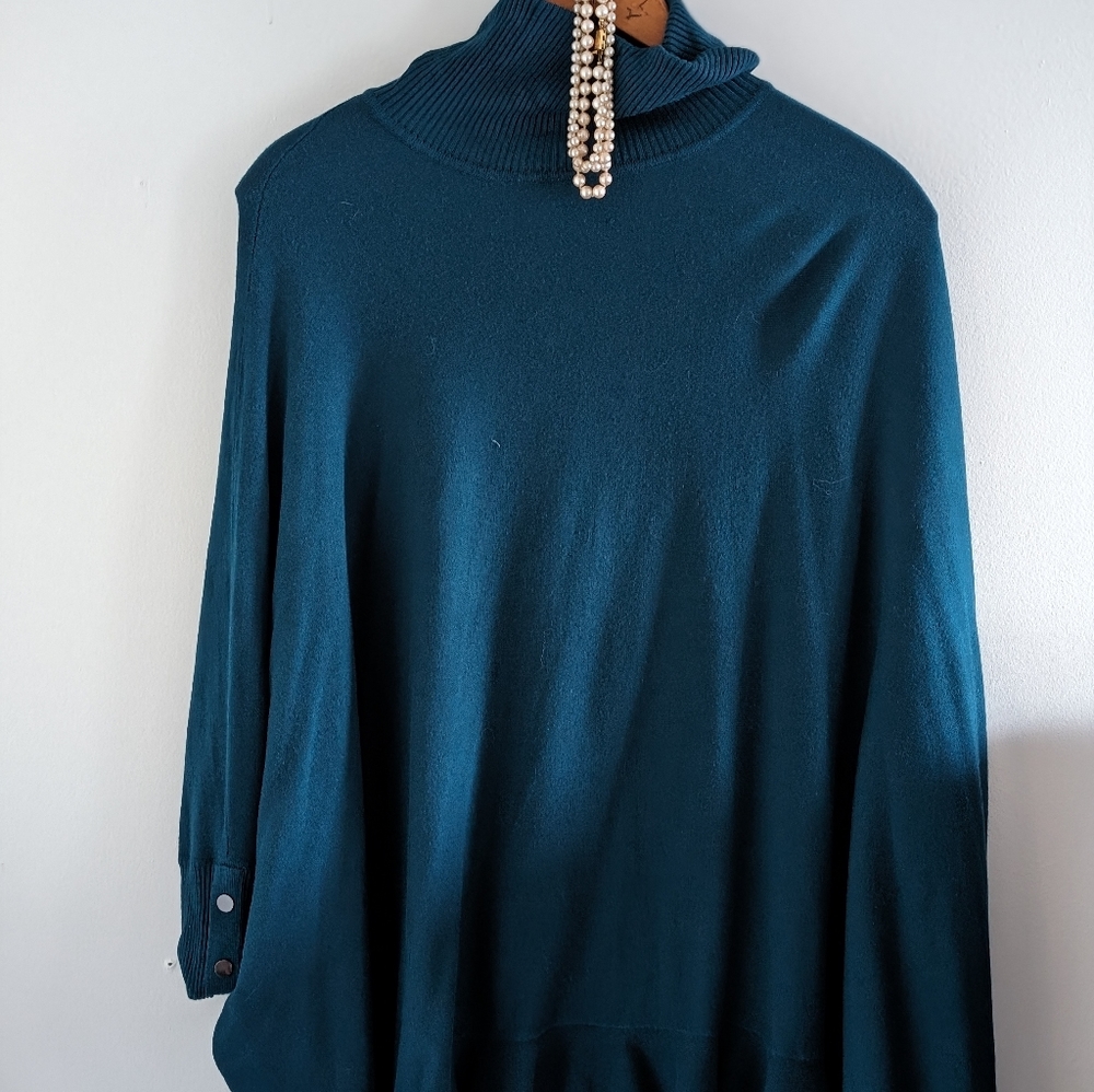 Poncho sweater